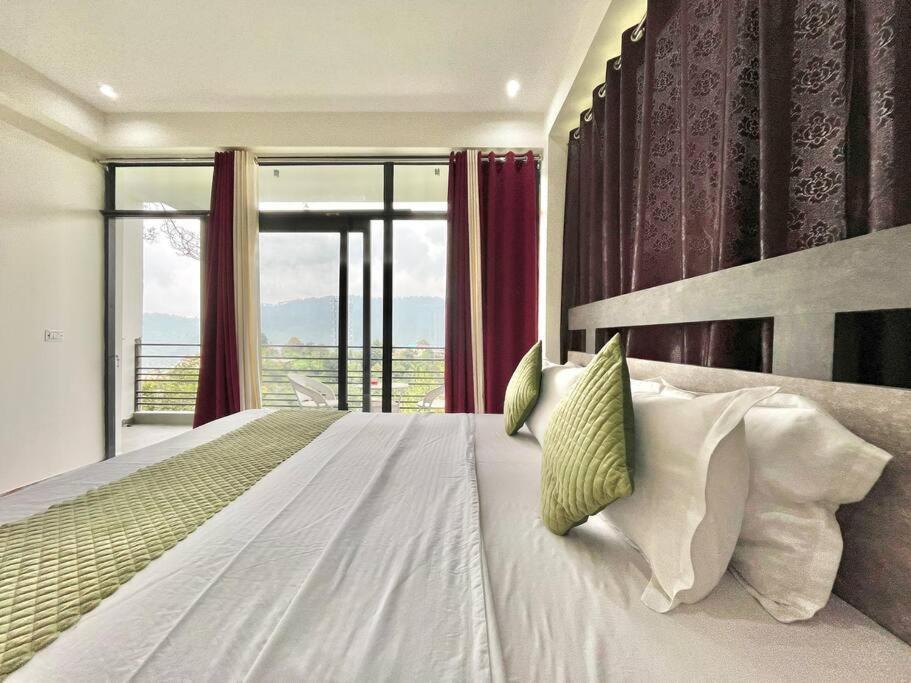 Appartement Host Jatin Kasauli Crest 7O1827O7O3 Extérieur photo