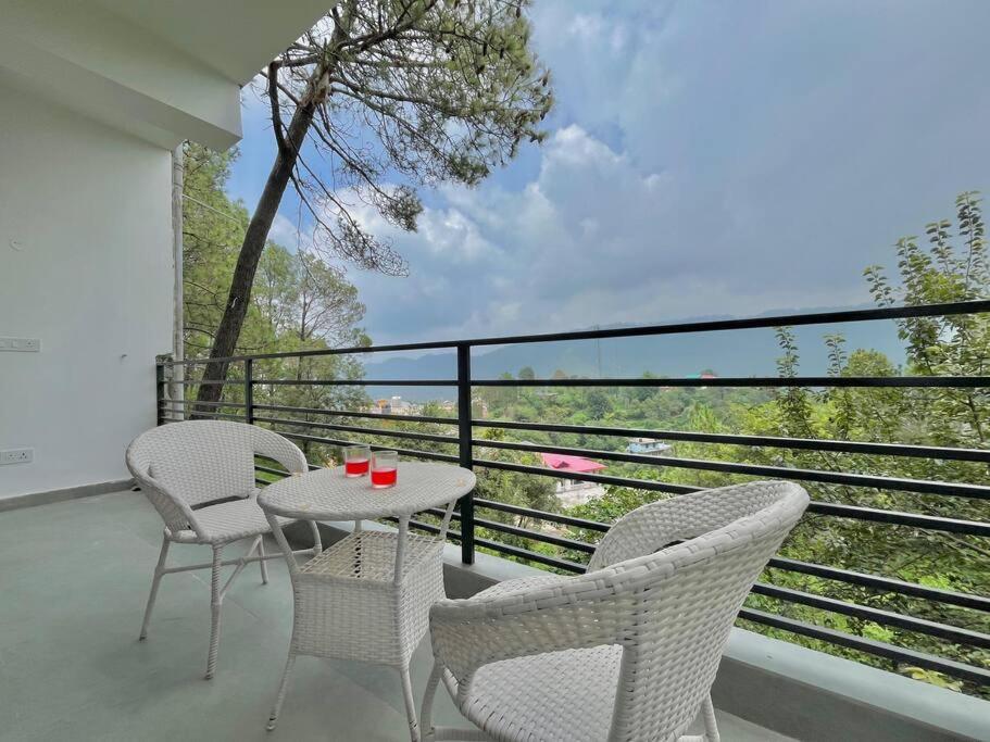 Appartement Host Jatin Kasauli Crest 7O1827O7O3 Extérieur photo